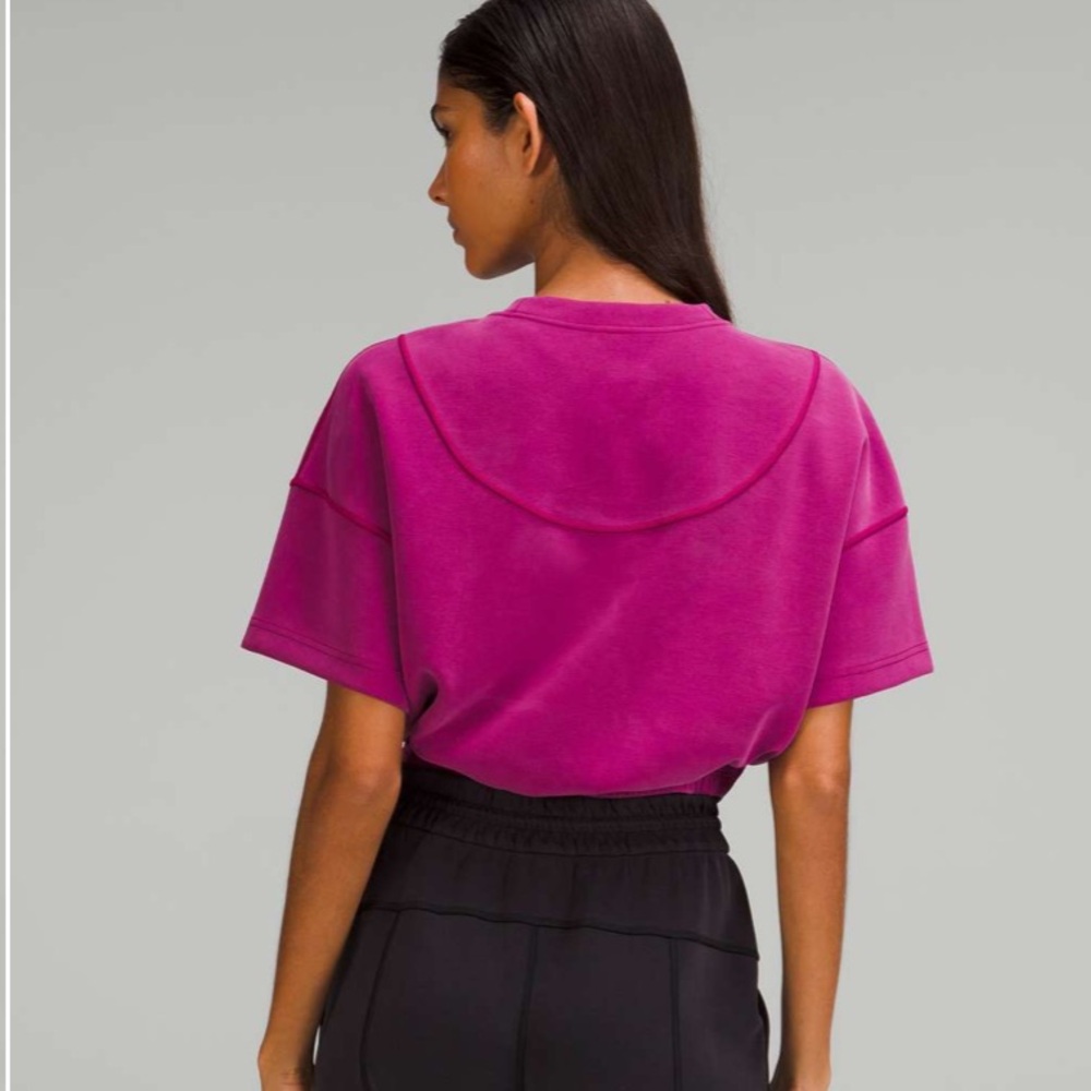 Lululemon Softstreme Gathered T-Shirt
Magenta Purple - Picture 5 of 12